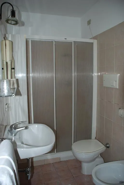 Hotel Casa Mia Milan 2*,  Italy